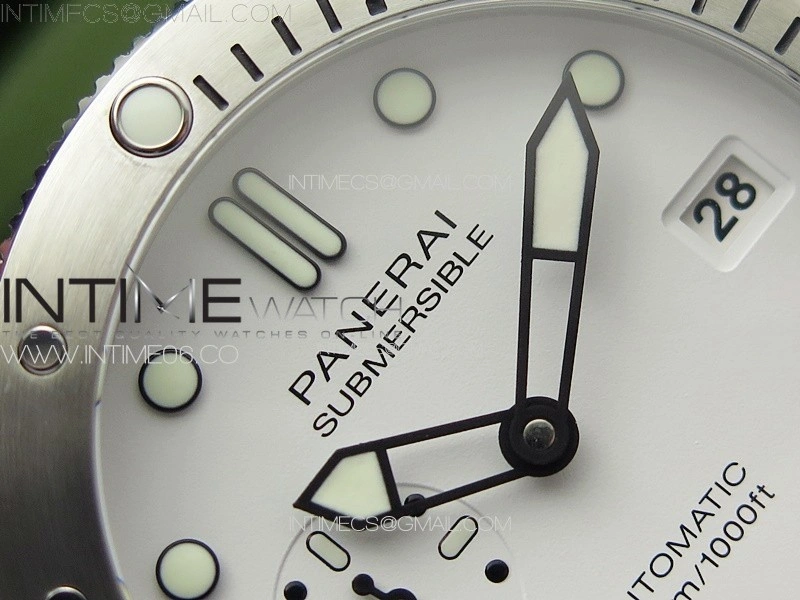 PAM1226 Y VSF 1:1 Best Edition White Dial on Green Rubber Strap P.900 Super Clone